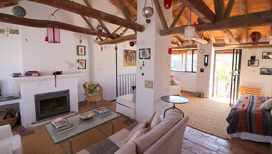 Real estate At Home in Andalusia, specialists in the purchase and sale of houses, villas, cottages, farms, plots, rural accommodations, land and apartments in El The Lecrin Valley, Granada.